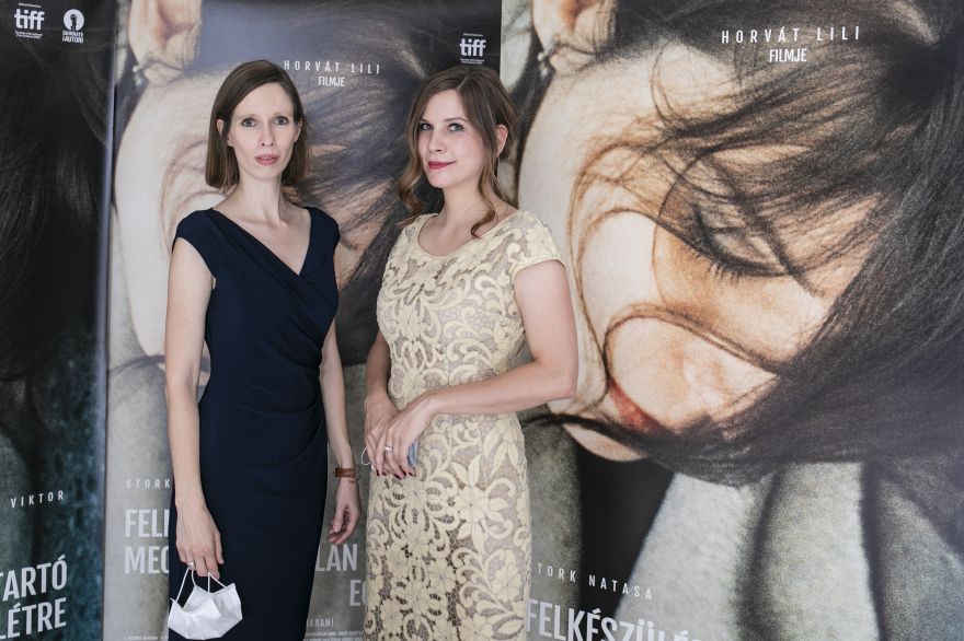 Horvát Lili filmjének, a Felkészülés meghatározatlan ideig tartó együttlétre premierjén