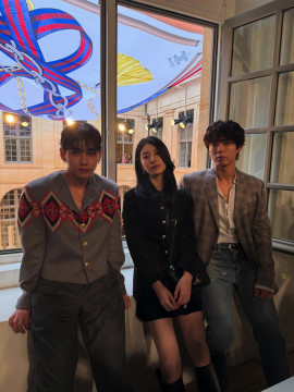 V, Park Bo Gum és Suzy elbűvölő közös fotói a párizsi CELINE bemutatóról