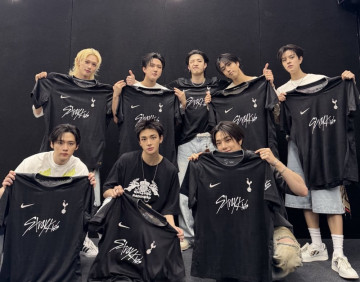 Stray Kids történelmet ír: első K‑pop előadóként a Tottenham Hotspur StadionbaN