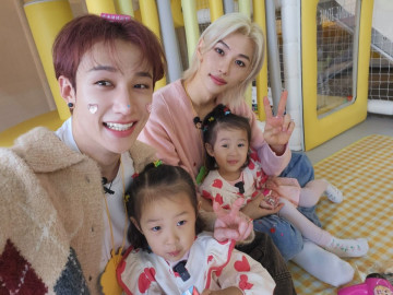 Az „idol babysitting” visszatérése – újra hódítanak a sztárok és a babák